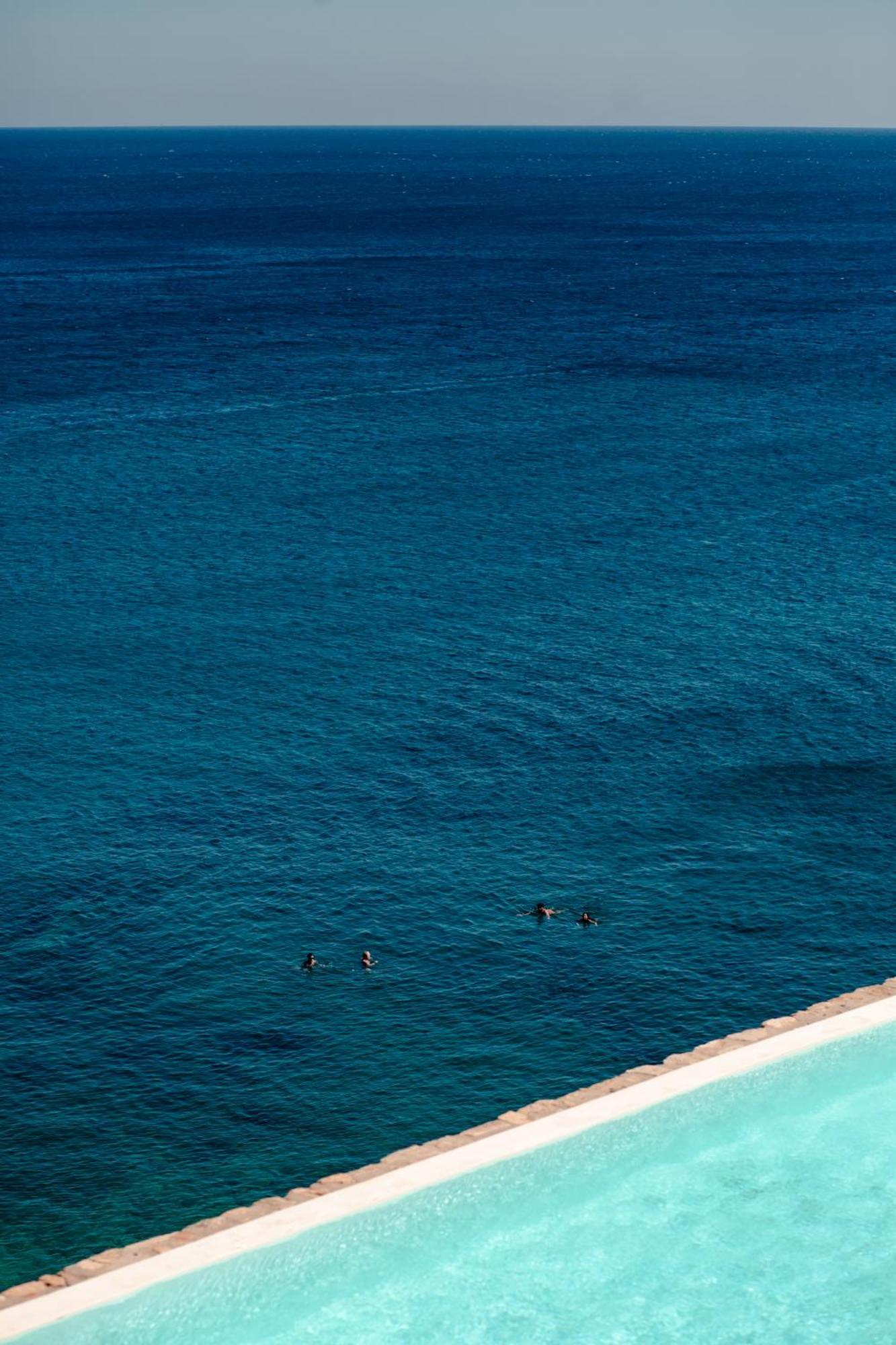 The Wild By Interni Hotel Kalafatis Exterior photo