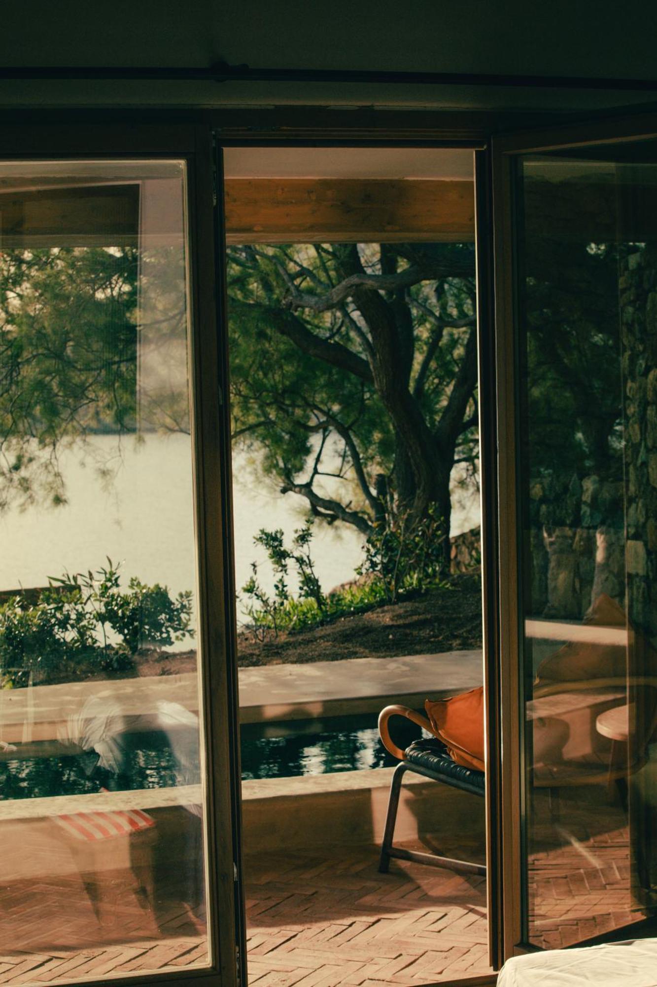 The Wild By Interni Hotel Kalafatis Exterior photo