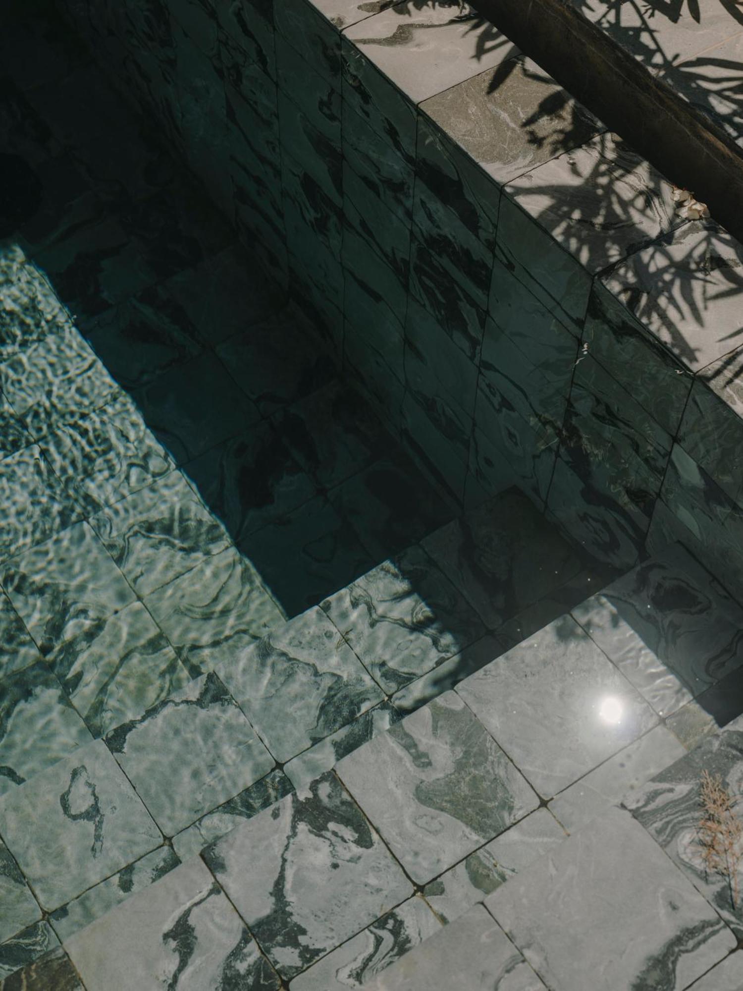 The Wild By Interni Hotel Kalafatis Exterior photo